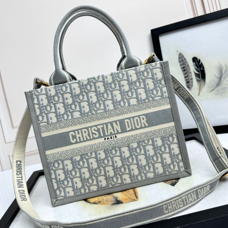 chr1st1an D10r shopping bags